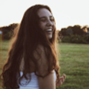 Meet your Posher, Avery